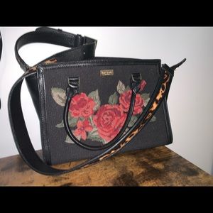 Like new Kate Spade rose embroidered crossbody bag with adjustable strap